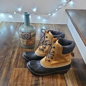 Sorel Women's Tan and‎ Black Winter Waterproof Duck Boots....